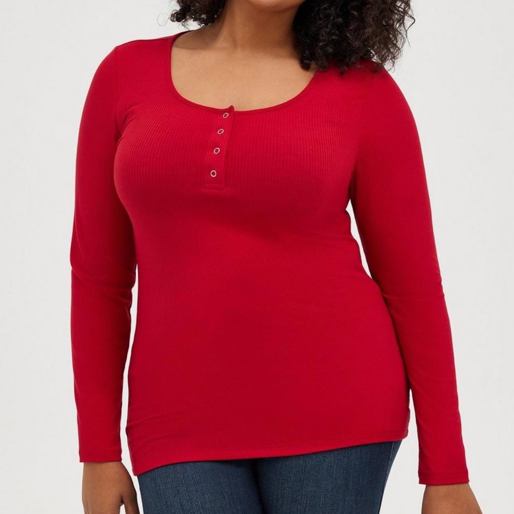 Torrid Ribbed Red Henley SZ 2 (18/20) NWT